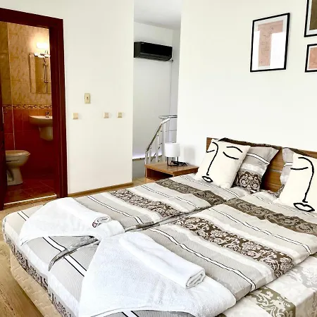 Penthouse Panorama Sea View Apt. * Πομόριε