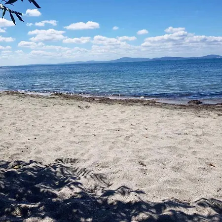 Penthouse Panorama Sea View Apt. 아파트 포마리