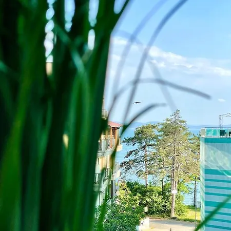 Penthouse Panorama Sea View Apt. 아파트 포마리