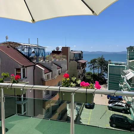 Penthouse Panorama Sea View Apt. דירה