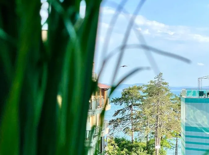 Penthouse Panorama Sea View Apt. Apartman Pomorie